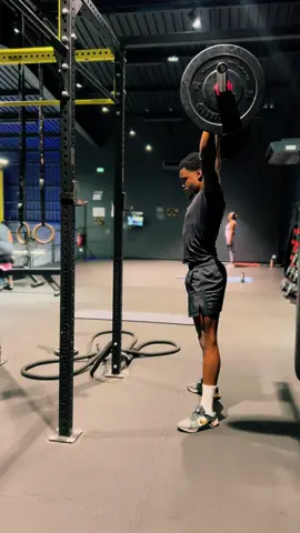 N’en doute pas, just do it! 🫵🏾 (Fitness park Comlin dinguerie) #motivation #workout #Fitness #fitnessmotivation #fitnessparkofficiel #guadeloupe 