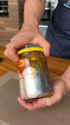 Sem produtos químicos! Sardinhas em conserva por até 12 meses! 📍 INGREDIENTES: Sardinhas frescas a gosto  Sal Páprica defumada  Orégano Folhas de louro 2 dentes de alho Azeite 1 ramo de alecrim Suco de 1 limão  📍 Passo a passo no vídeo 