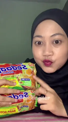 Pecinta mie soto wajib banget ni cobain mie sedaap soto rasanya real banget karena ada tambahan 20% koya nya loh, dan rasa nya segar karena ada jeruk nipisnya. So beli ke warung atau supermarket terdekat kamu sekarang!!!!!  #fslurp #miesedaap #sedaapsoto #sotokoya #fypp #jelajahmerdeka 
