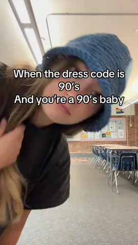 90’s style is grunge in my book. Yes i love a brittney spears moment but the older i get the more i appreciate dressing like a homeless person. Teenage dirtbag here i am. #90s #90skids #90sthrowback #90saesthetic #90sstyle #OOTD #teenagedirtbag #teacherlife