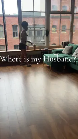 Cleaning and filming together took wayyyy to long so enjoy 🤎 #singlemom #boymom #morningroutine #cleaning #coffee #influencer #dayinmylife #contentcreator 