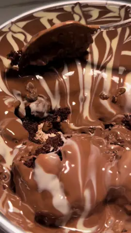 صينية كيكة الشوكلاتة الذايبة🤤🤩