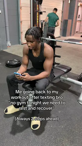 I’m 2 steps ahead#gym #GymTok #Fitness #gymbro #fyp #viraltiktok #foru 