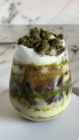 Pistachio Crumble Coffee 🍪#pistachiocoffee #icedcoffee #pistachiocrumble #crumble #pistachio #pistachiocream #crumblecookie #homecafe #coffeeathome #coffeetiktok #pistachiolovers #coffee #viral #EasyRecipe #icedlatte #latteart 