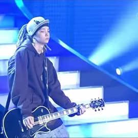 I’m inlove with #tomkaulitz #tokiohotel #kaulitztwinsz #fyp #viral #blowthisup #makethisviral #2000s @Tokio Hotel 