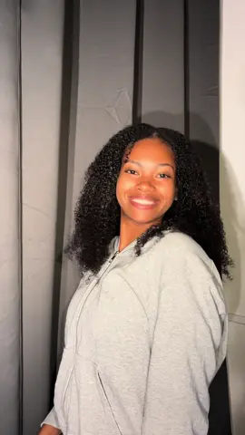 I grew this hair if anyone asks 😩😍 the blend is PERFECT @Mibella Hair #curlysewin #kinkycurly #4bhair 