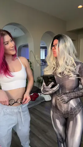 Whose hole is it anyways? @PlantMomAF #collab 