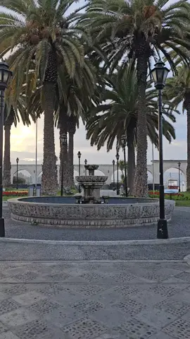 #plazayanahuara #arequipa #miradordeyanahuara #ciudadblanca #amanecer #turismo #viajes #momentos #creep #radiohead #trip #fyp #fypviral #fypp 
