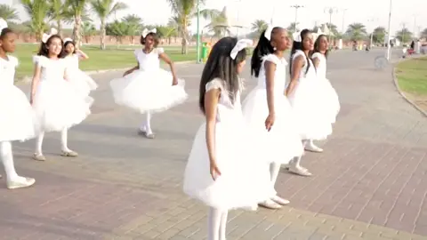 كليب فرحتنا جواهر الفن اهداء لاطفال ومواهب للسنوية 9 #اطفال_ومواهب #جيش_الفخامة #الفخامة #متبري_من_ذنوبكم 