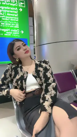 Kamu siapa kamu siapaaaa😅 #fypシ゚ #justforfun 