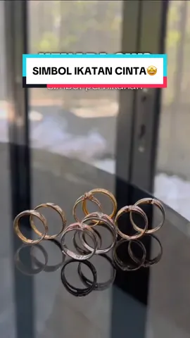 kamu masih bingung kenapa cincin daji simbol ikatan cinta? Nahh kamu wajib tau fakta ini yaa biar kamu gak salah pilih cincin nikah, yuk langsung check out sekarang #cincinnikah #cincinlamaran #cincinsemarnusanatra #jewellery #wibgajian #guncanggajian #belilokal #promoguncang1010    