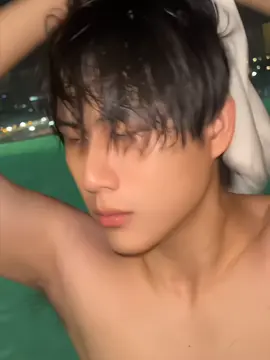 luluhuran ang isang winny thanawin 🫦🫦🫦🫦 #winnythanawin #winnysatang #gmmtv #fyp #blowup #blactors #4you #thaienthu #edits 