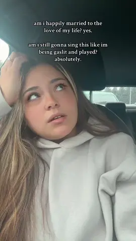 why do people stare so hard when you film in a car ?? 😂😭  #sabrinacarpenter #sharpesttool 