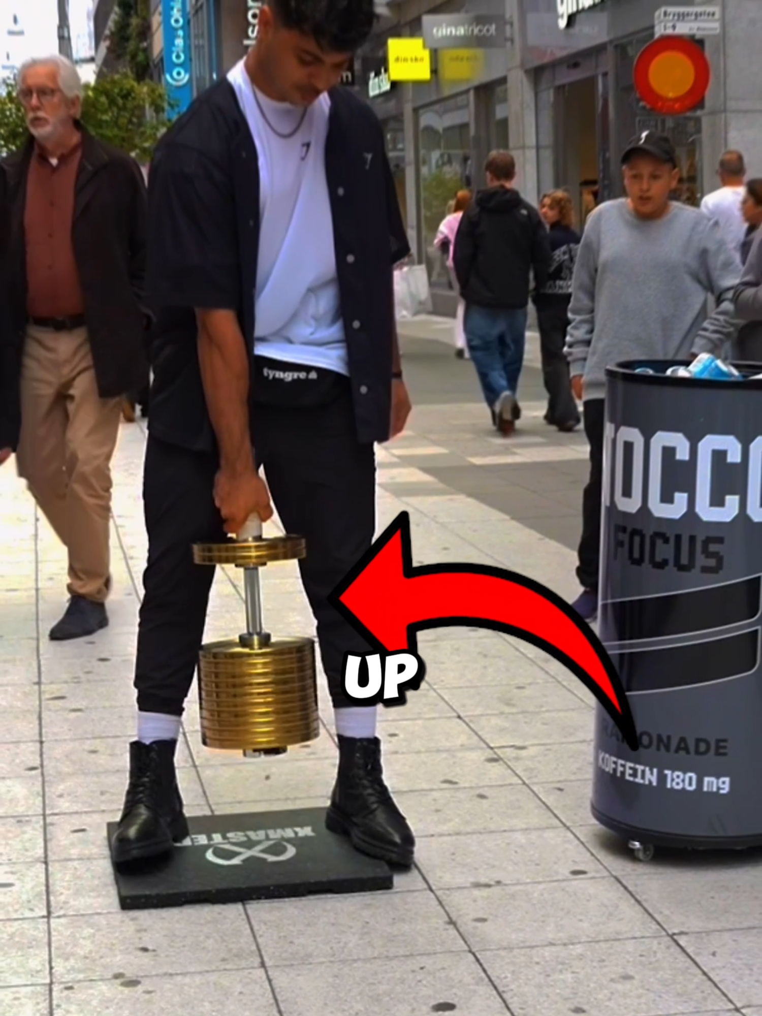 Challenging People to Lift up A 130lbs GOLDEN Dumbbell! (Via: @hissy.0)