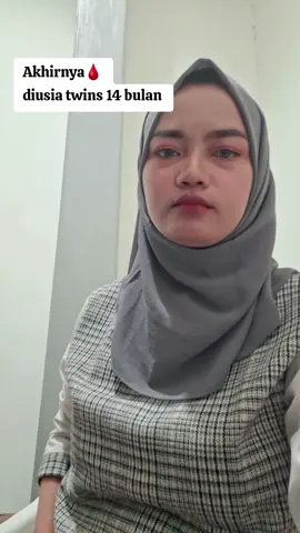 datang juga 🩸 setelah twins genap di 14 bulan. alhamdulilah asi tetap stabil. saran KB yang cocok dong, Mak? #haid #womenperiod  #asilancar  #kb  #sarankb  #steril  #3anak 