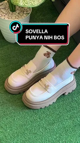 Elegant gapake mahal!🔥 #sneakers #loafers #sepatucewek #sepatuviral #sovella 