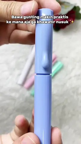 Gunting lipat super praktis dibawa kemana aja🥰 #travelkit #gunting #guntinglipat #guntingpulpen 