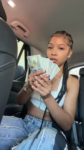 Live laugh love starbandz💗#starbandz #foryou #likethisvideo #putthisontheforyoupage #fanpage #fyppppppppppppppppppppppp #thankuforthesupport #loveyall #prettygirls #makeup #rappers #star 
