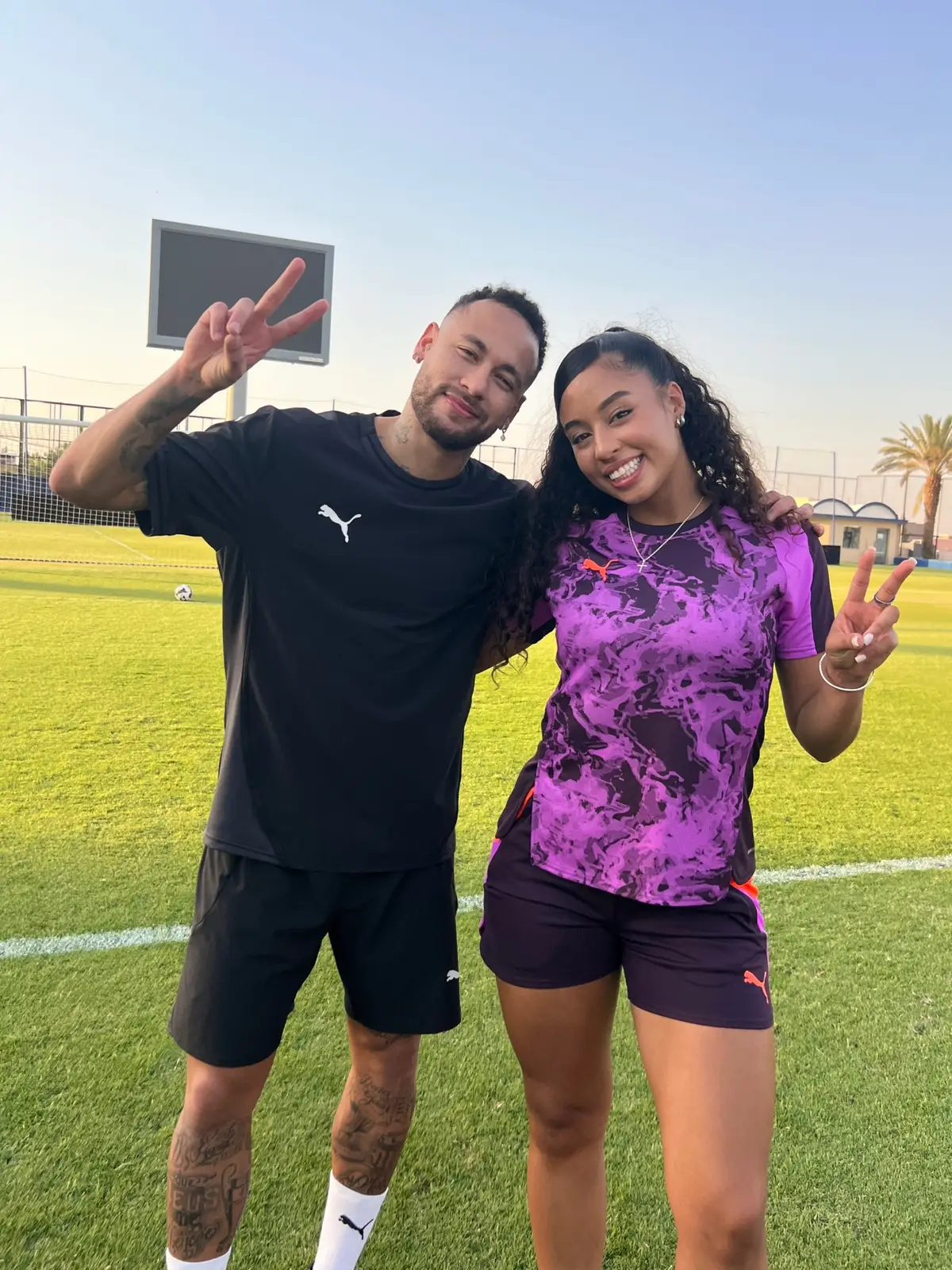 Sonho realizado Menino Neyyyyy gente !  Dream come true ❤️ Thank you @pumafootball  Neymar X Lirian collab coming soon 👀 ⚽️  #neymarjr 