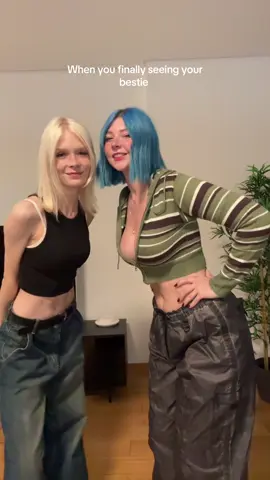 Getting silly with @Neondemoni 💓#fyp #vixenp 