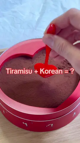 Hart tiramisu in Korea🇰🇷 #hearttiramisu #harttiramisu #tiramisu #korean #seoul #mukbang 