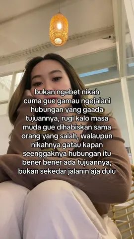 tapi ada beberapa orang yang ngucap omongan mau ngelamar pdhl itu cuma kalimat buat penenang aja, pliss guys kalian harus bedain dan semoga kalian semua dijauhkan dari orang kek gitu