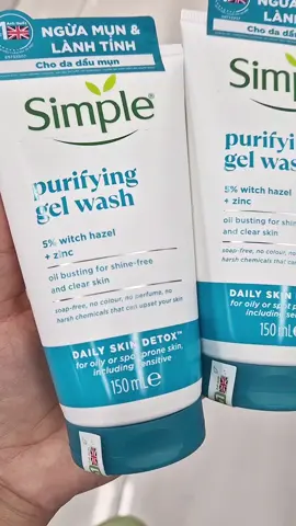 Sữa rửa mặt SIMPLE dành cho da dầu mụn 150ml, hỗ trợ làm sạch da ngăn ngừa quá trình hình thành mụn #suaruamatsimple #suaruamattrimun #simple #simplemakeup #skincaretiktok #reviewlamdep #xuhuongtiktok #lenxuhuong #viraltiktok 