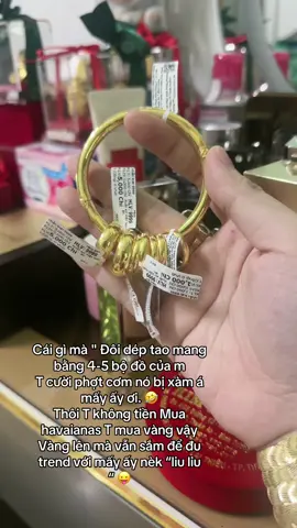 Quãiiii mấy ấy quá 🤪làm T đi bóc tiền góp để đu trend đó🤣