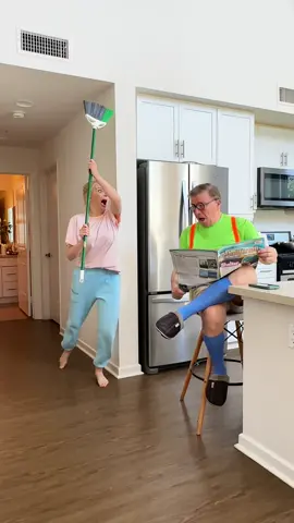 When something goes wrong #fun #funny #funnyvideos #funnyvideo #funnymoments #humor #comedyvideo #comedy #tiktok #humor #humortiktok #humorlatino #dance #dancing #dancer #ronniesfamilyshow #ronniesadventures #funnyshorts #viralvideo #funnyviral 