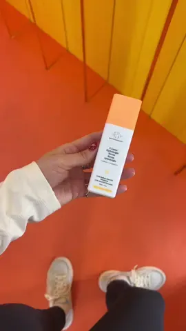 @Drunk Elephant is having a pop up this friday & saturday & the free samples are so good #nyc #nycpopup #drunkelephant #drunkelephantskincare #nyclife #meatpackingdistrict #skincare #nycthingstodo 