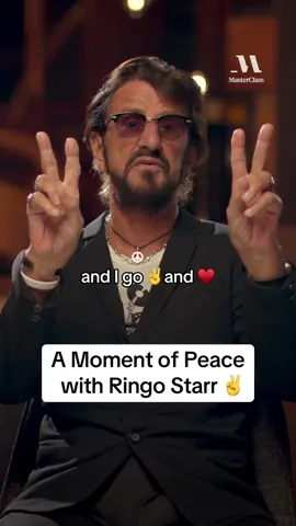 Spread peace, it’s the @Ringo Starr ✌️ way Tag a friend to send them #peaceandlove   #ringostarr #peace #Love 