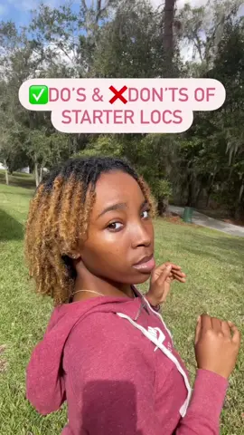 Starter locs do’s and don’ts☑️ Of course all of our hair is different and you have to find what works best for you! These are just some general tips that have worked for me throughout my journey.💕