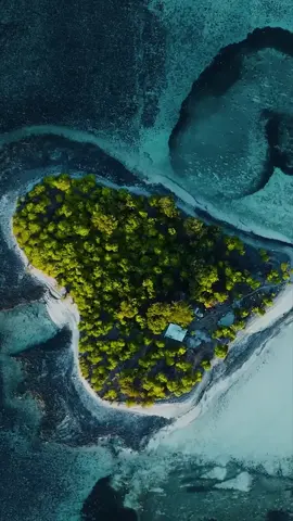 Kiribati 🇰🇮 @joehattab