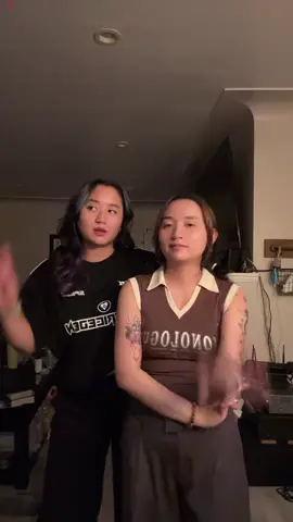 New dance trend 💃 #embraceit #ndotz #dancetrend #viral #fyp @☆icm_triplets☆ @NDOTZ 