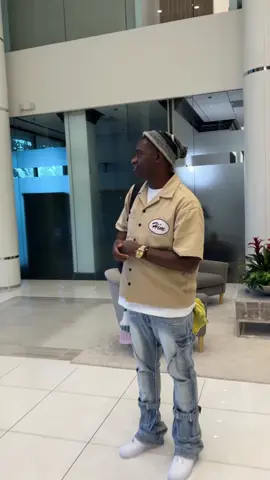 ​​When a chocolate salesman tries to get Bethany to buy his stuff #God #Jesus #Jesusispoppin #Jesusbeenpoppin #kountrywayne #letthatsizzleinyourspirit #helpisontheway #love #filmmakerchasewalker