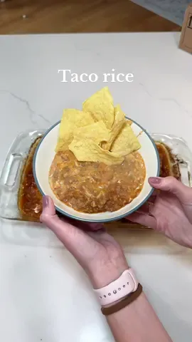 How I get my kids to eat veggies 🤭🤫 Recipe at the end 🩷🫶🏼 #easydinner #kidfriendly #kidfriendlyrecipe #toddlerapproved #quickdinner #hiddenveggies #familydinner #EasyRecipe #easymeal 