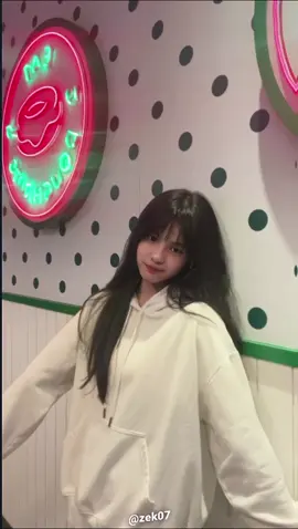 trisha geleng geleng kepala #trishajkt48 #trishajkt48gen12 