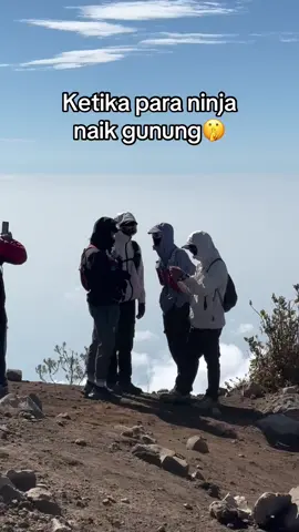 Cek⛰️ #merbabuviasuwanting 