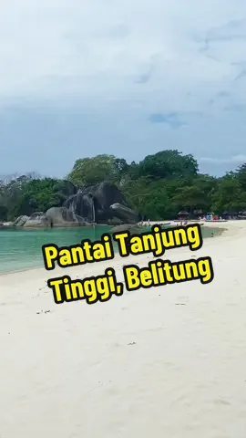 Pantai tercantik di Provinsi Kepulauan Bangka Belitung dan tempat syuting film laskar pelangi. #fyp #pantaitanjungtinggibelitung #pantai #beach #laskarpelangi #pantaibelitung #belitung #bangkabelitung #pasirpantai #batu 