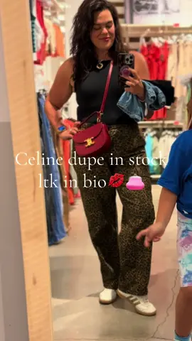 perfect pop of color for fall/winter! link in bio in ltk💋👛❤️ bag does get removed periodically so act fast!  #fyp #foryou #dupe #celine #designerbags #boujeeonabudget #fashiontiktok #affordablefashion @Walmart #walmart #walmartfinds 
