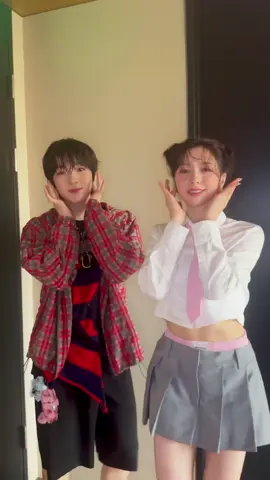 Can you hear my 🆘 ? #NCTWISH #사쿠야 선배님과 함께 #SOS_Challenge  #FIFTYFIFTY_SOS #SOS #FIFTYFIFTY #피프티피프티  #CHANELLEMOON #문샤넬 #NCTWISH #SAKUYA #사쿠야