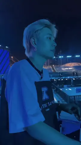 bị kiến ba khoan cắn ngay cổ kìa trrrr @Dương Domic #duongdomic #tiktok #viral #fyp #xh 