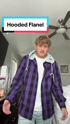 Replying to @Ashley these hooded flanels are the best.. #flanel #flanelshirt #hoodedflanels #hoodie #fallfashion #flashsale 