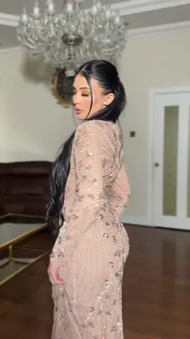 Roya modelling a besutiful dress by @her modest closet  @roya🦋  Makeup by me! #fyppppppppppppppppppppppp #fy #abayafashion #modestfashion #promdress #girlssupportgirls #makeupartist #glam #model #outfitinspo #khaleeji #xyzcba 