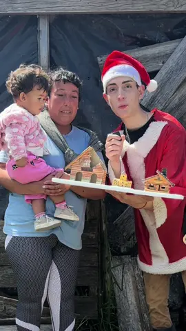 ¡La casa que agarres en 3 segundos es como reconstruimos la de tus papas! ⚒️