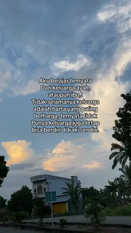 #fyp #kelurga #berdiri #lewatberanda 