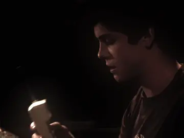 It’s bad again I just can’t do it I only know how to end things but I also can’t like I let her keepndoing thise things to me and I let myself get worse idk #charliekelmeckis #perksofbeingawallflower 