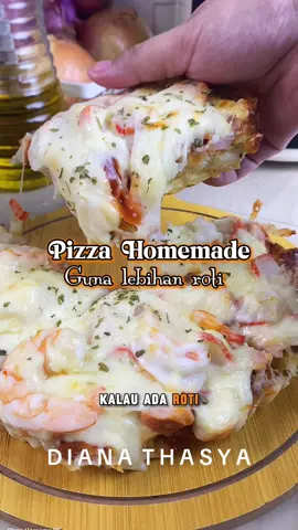 @DIANA THASYA  @DIANA THASYA  Pizza homemade guna roti nak expired. Senang je buat guna air fryer. #pizza #pizzahomemade #pizzaroti #airfryerrecipes #airfryer #gaabor #gaabormy #gaabormalaysia #resepi #resepimudah #CapCut 