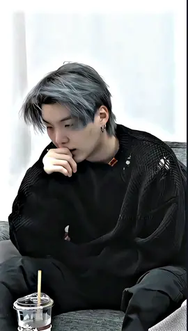 suka bnget era yoongi rambut grey🥰🥰  #suga #btsarmy #fyp 