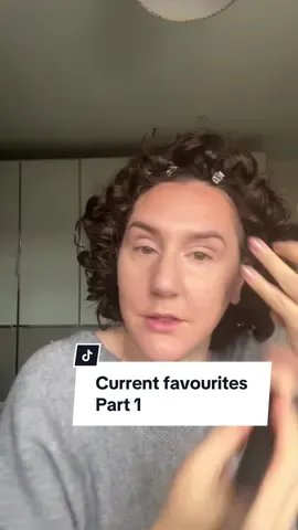 To celebrate hitting 100k followers here are all my current favourites 😍 #makeupbykaty #naturalmakeup #over40 #over40makeup #over40skincare #cosrx #wonderskin 